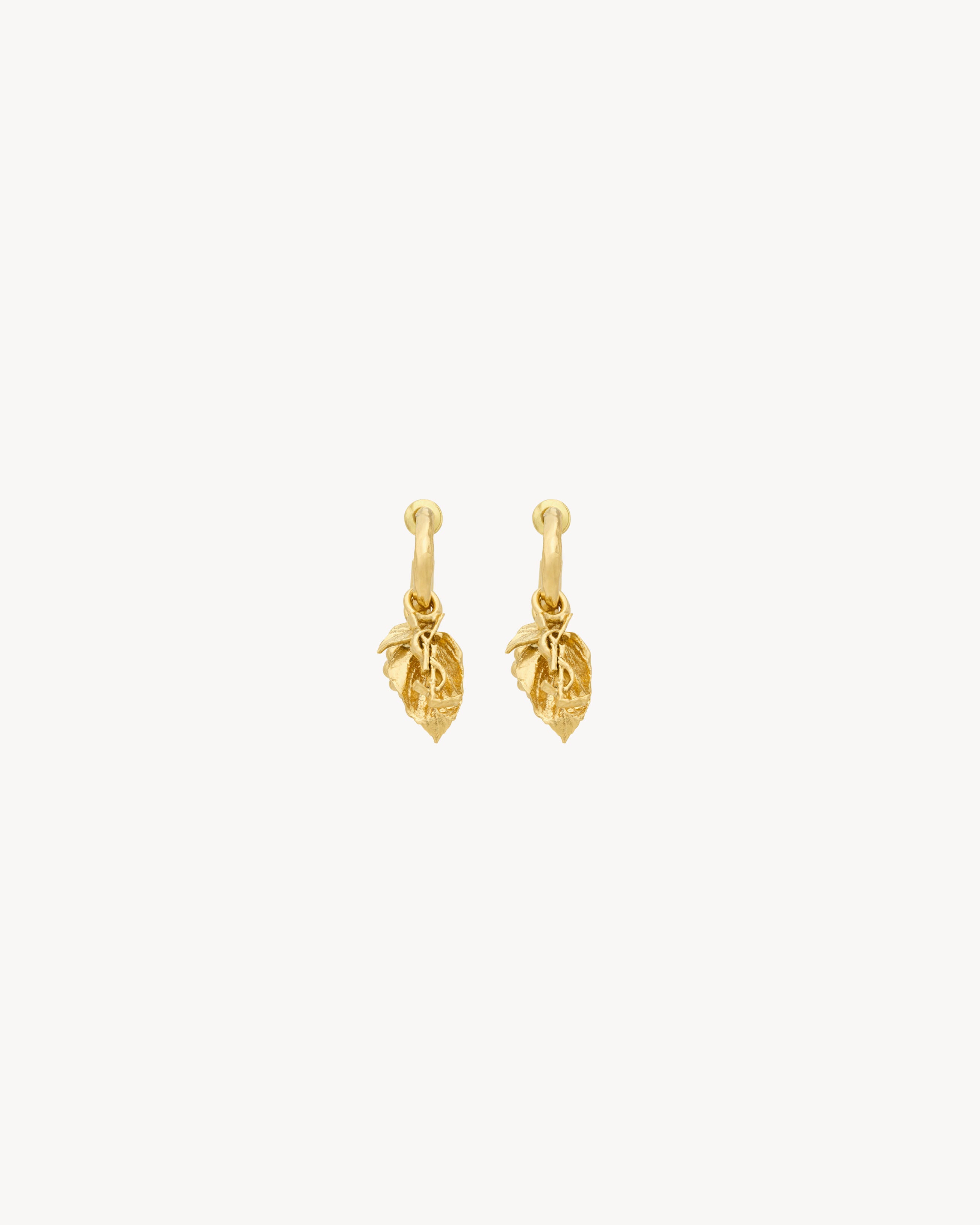 CASSANDRE berry charm hoop earrings in metal
