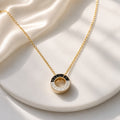 Bvlgari Κολιέ με Κυκλικό Μενταγιόν Μαύρο και Λευκό