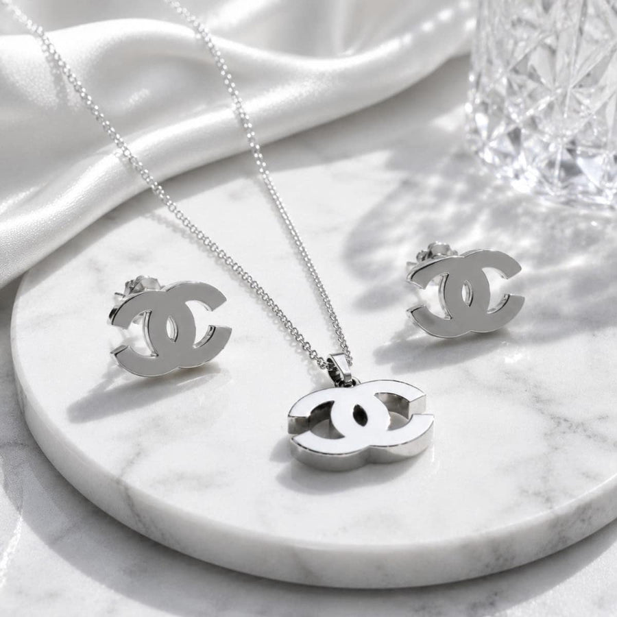 Chanel Σετ Κολιέ και Σκουλαρίκια CC Ασημί
