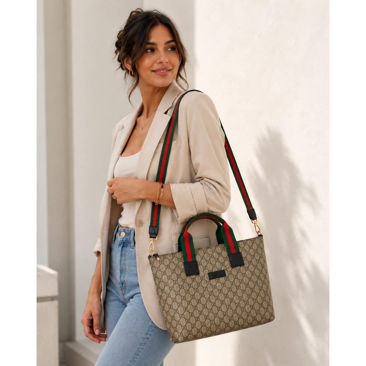 Gucci GG Supreme Tote Web Stripe