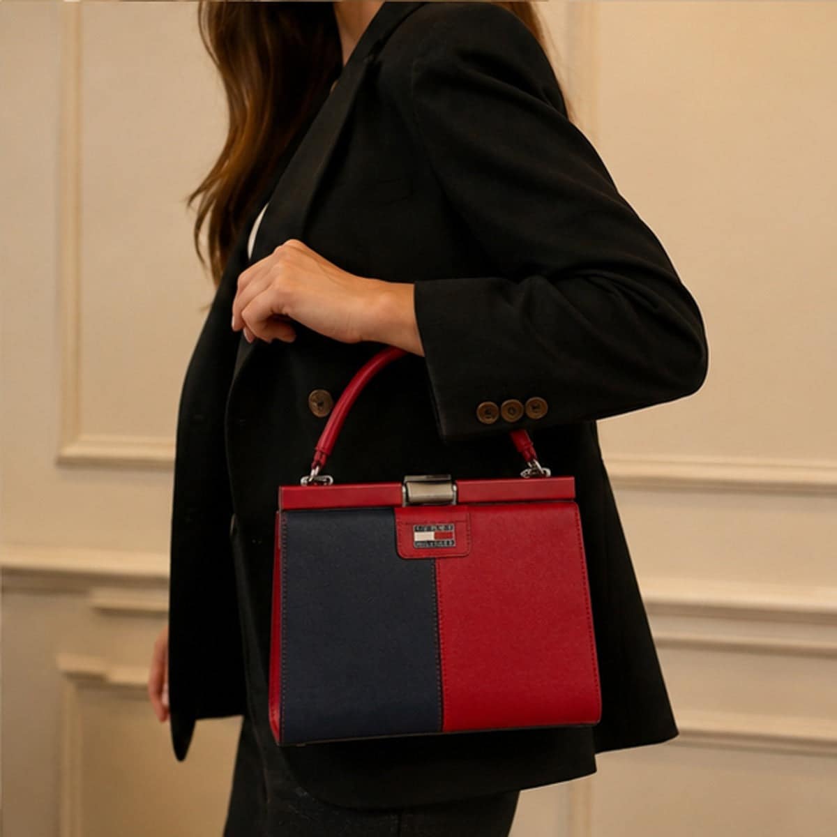 Tommy Hilfiger Τσάντα Χειρός Color-Block Μπλε & Κόκκινη